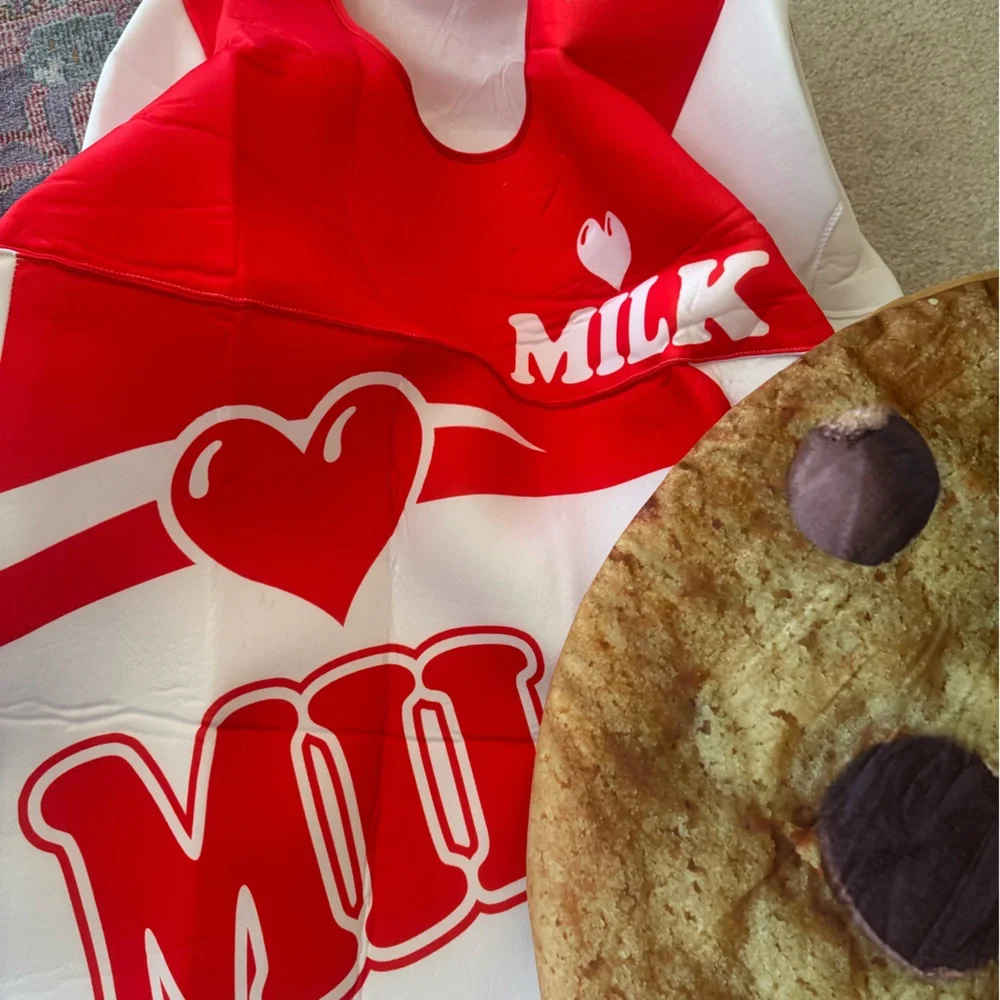 Milk & Cookies Couples Halloween Costume - Picture 3 of 4